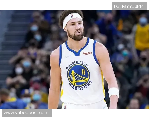 克莱半场表现平平仅得5分状态不佳引发球迷关注